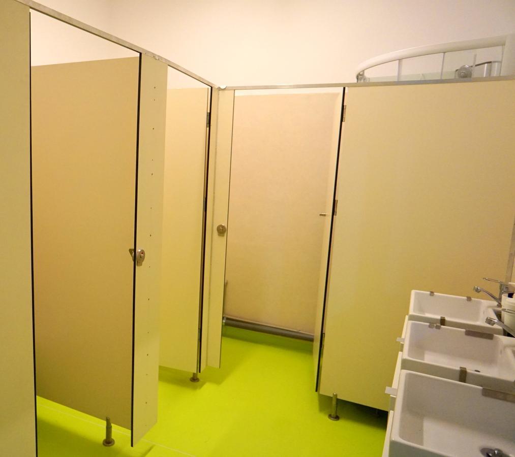 Pura Vida Hub Hostel Bukareszt Zewnętrze zdjęcie
