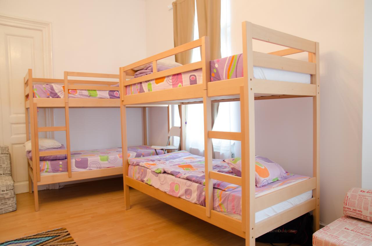 Pura Vida Hub Hostel Bukareszt Zewnętrze zdjęcie